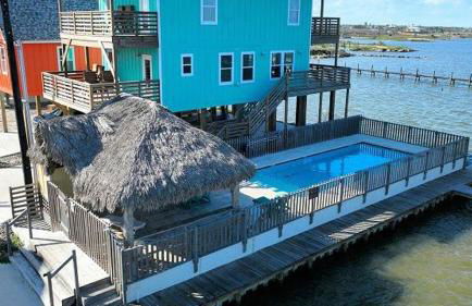 Waterfront Escape w/ Views Shared Pool & Boat Dock Orange Crush by Avantstay - Foto 38