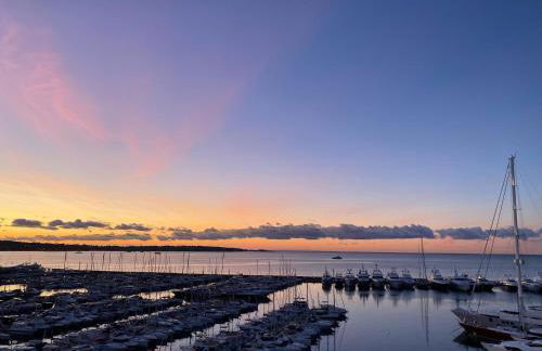 Seafront - beautiful flat with aircon and comfortable loggia - Foto 36