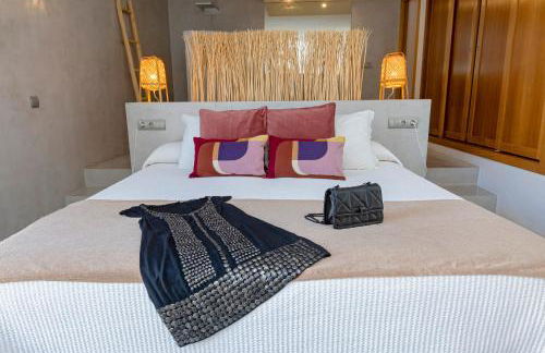 Modern Villa with Seaviews Sleeps 14 - Foto 31