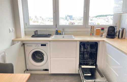 PARIS PANTIN Magnifique Appartement 4 pièces de 108m2 avec 2 PARKING intérieur - très cosy pour 1 à 12 personnes - Entièrement refait à neuf ENTIRE APARTMENT LUXURIOUS AND WARM - PANTIN PARIS 19 ème FREE WIFI GRATUIT - Foto 48