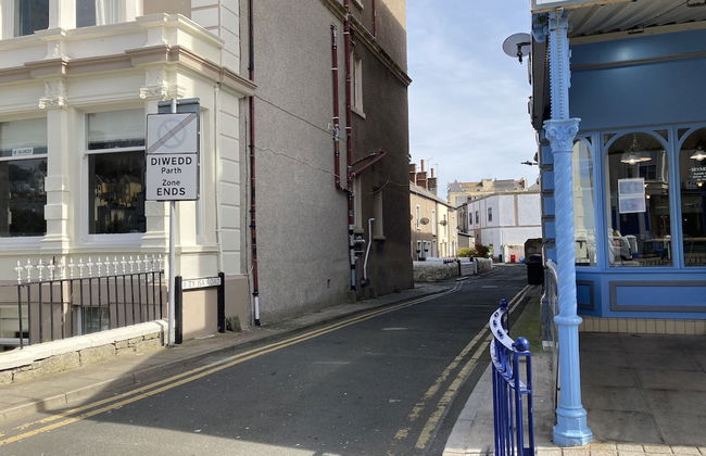 Delightful 3 Bedroomed Cottage in Llandudno - Photo 18