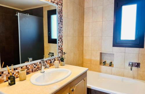 Villa Hestia - Seaview Serenity Villa with Private Pool by Villa Mana Gers - Foto 20