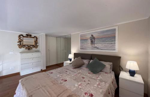 WELCOME RIVIERA - AL CASTELLO-VISTA MARE -ROMANTICO e CENTRALE a 20 METRI DAL MARE-toll parking at 15 euro per day to be booked in advance -subject to availability - Foto 36