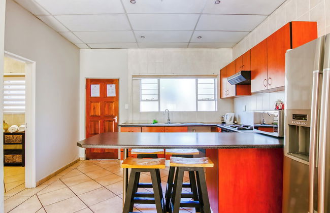 BM Gardens Apartment Hotel - Photo 14