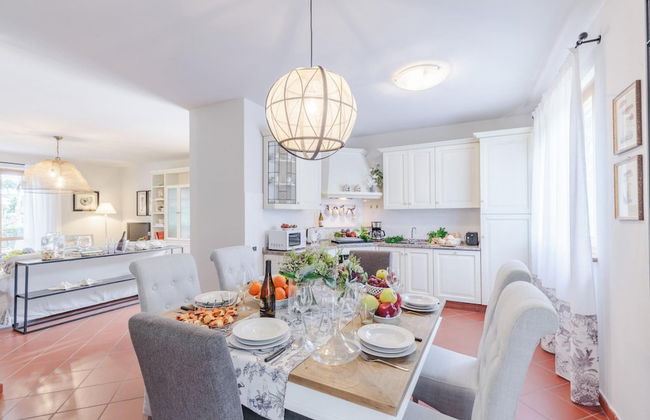 Regina Beach Villa by the Beach in Marina di Piet - Foto 80