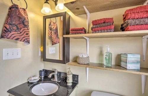 Basecamp Bluff - Bungalow with Patio, Dogs Welcome - Foto 17