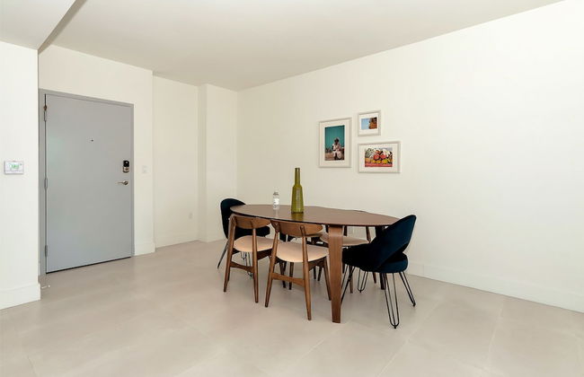 Roami at Grove 27 - Photo 71