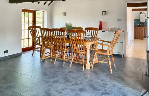 Rowdecroft Farm Cottage - Photo 2