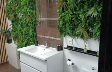 Évasion romantique avec jacuzzi intérieur - Foto 6