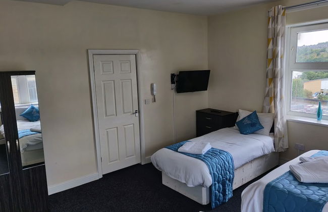 Bradford Apartments Flat 95 - Photo 2