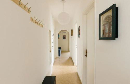 Appartamento fronte mare con terrazzo e parcheggio privato - Foto 13