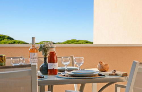 Piscine & Soleil à Hyères - T3 spacieux avec Clim & Extérieurs - Foto 13