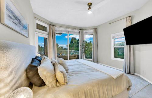 Epic Hillside Retreat Htd Pool HotTub Golf 4400sf - Foto 19