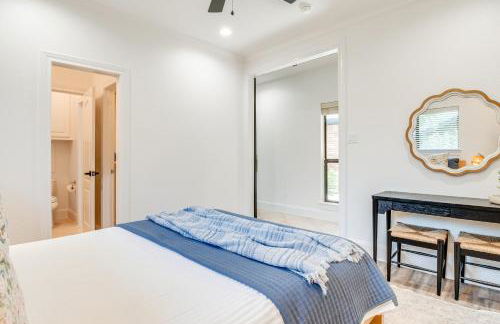 Conroe Lake House Luxe Pool, Private Dock and Games - Photo 15