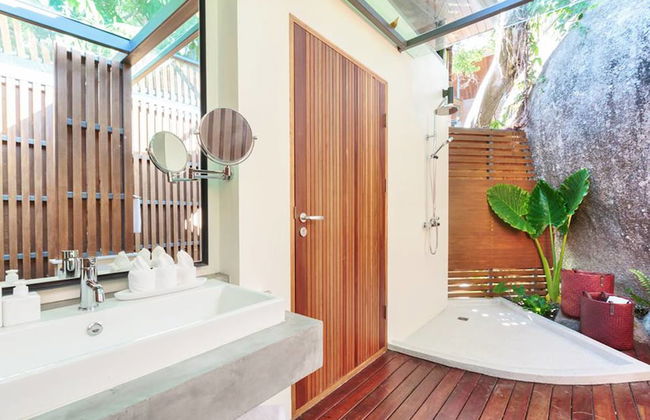 L2 Residence - Photo 19