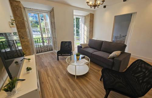 Apartamentos en el centro - Plaza de Amboage - WIFI - Foto 7