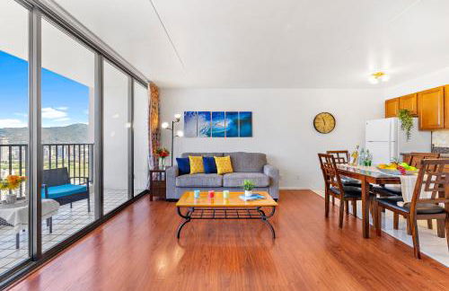 36Fl with Ocean View, Mins to Waikiki Beach, Parking - Foto 36