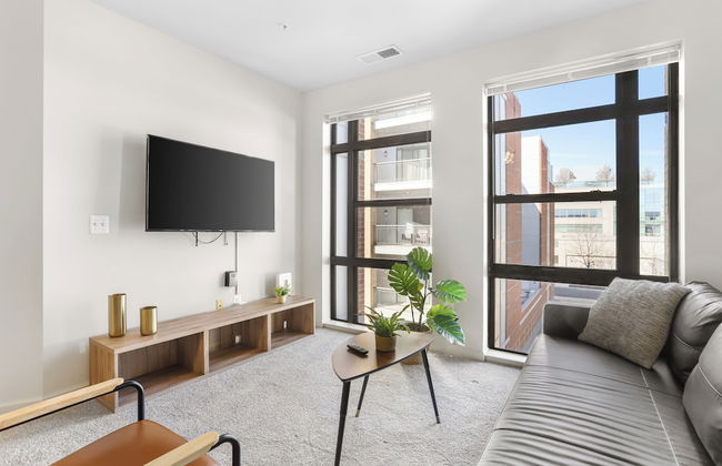 DC Charm in Crystal Apartments - Foto 59