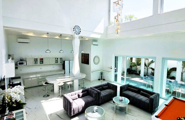 STARLAND Luxury Pool Villa Pattaya 8 Bedrooms - Foto 10