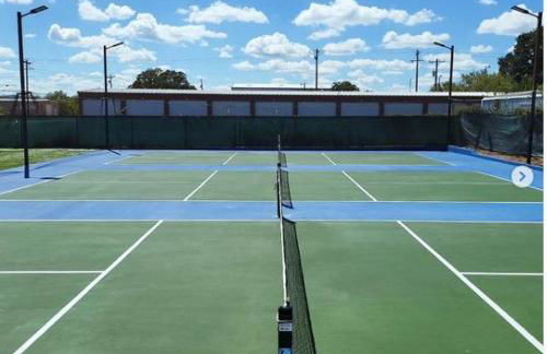 Walk to Lake LV2 EV Charge Fish Hike Pickleball Skyline Club Coming Feb 25 3 Acre Property - Foto 21