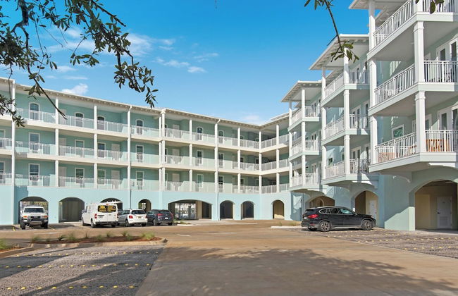 Modern + New Construction & Gulf Views; 3 Pools & Steps to Beach - Foto 64