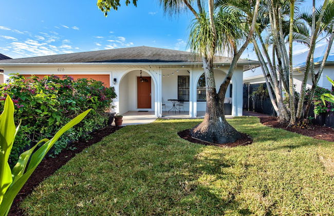 Milano Vacation Rental: Newly Renovated 3-BR Home with Private Pool, Hot Tub, and Pet-Friendly Front Yard. Minutes from Vanderbilt Beach - Foto 20