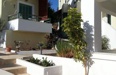 Elia Studios - Photo 23