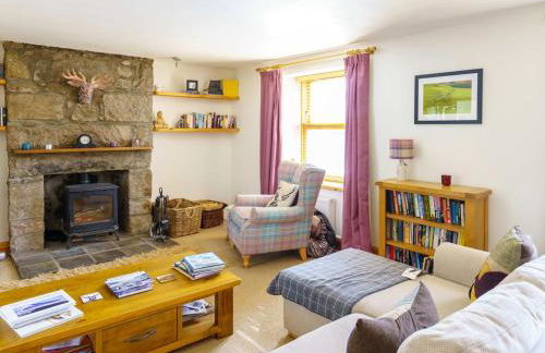 Milne's Brae, cosy, comfortable and centrally located in beautiful Braemar - Foto 1