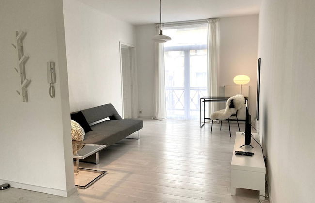 Wit II, Near Metro, Train N7670 - Photo 5