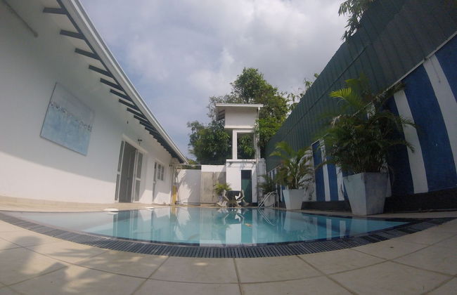 Tripper's Private Villa - Photo 11