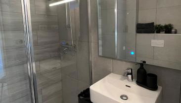 Topdown Apartments - Photo 5