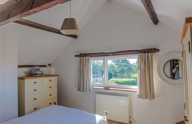 Cheristow Farm Cottages - Photo 3