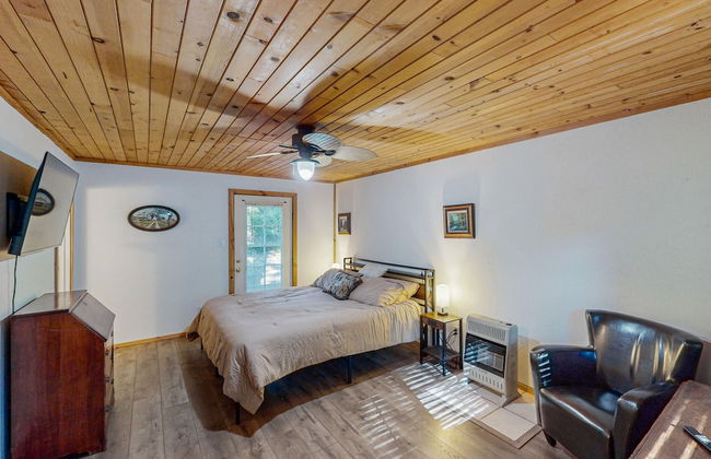 Rouge Cobb Mountain Cabins - Photo 9