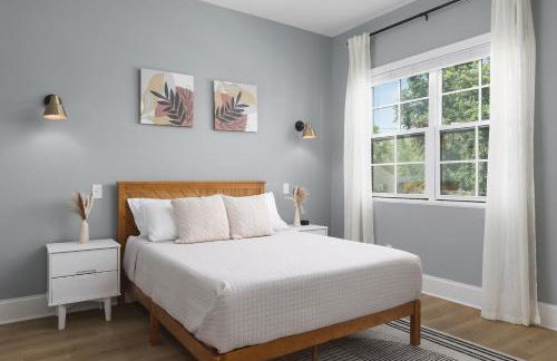 3 Miles to Downtown Broadway Bars - Walk to Coffee from Condo - Foto 4