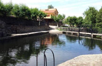 APTO RURAL FRAGARIA - PISCINAS NATURALES Casas del Monte- entorno natural unico "ALQUILER FAMILIAR" - Foto 1