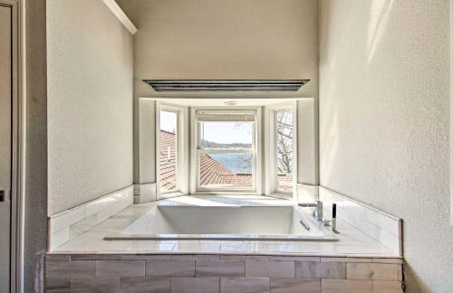 Boat Dock and Scenic Decks Lake of the Ozarks Gem - Foto 12