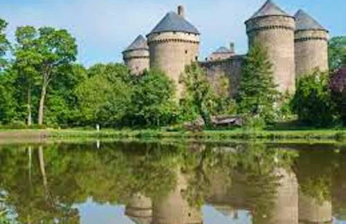 Luxueux Studio à Ambrières-les-Vallées - 85 m² avec Jacuzzi - Foto 24