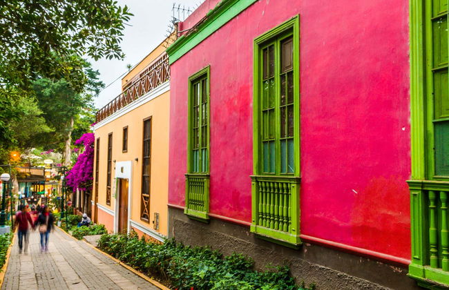 Visite des quartiers de Barranco et de Callao - Photo 1