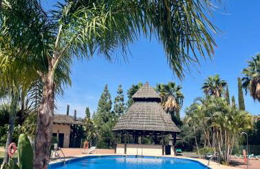 Estepona Penthouse Resort with Private Solárium - Pool & Free Parking - Photo 25