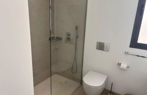 Modern garden apartment by Cabopino golf - Photo 20