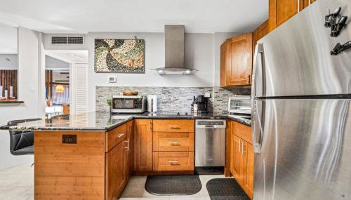 Retro Studio! Pool, Hot Tub, Free Parking & WiFi - Foto 2