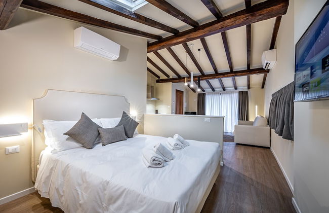 Garibaldi Palace - Foto 12