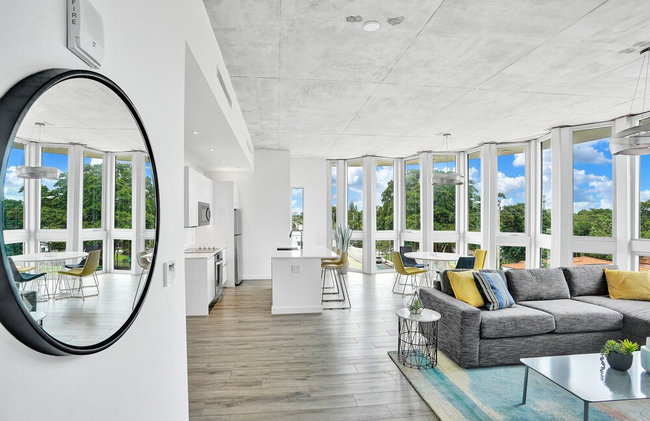 Design District Suites - Photo 78