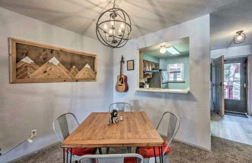 Hike, Golf and Explore Ruidoso Retreat with Deck! - Foto 5