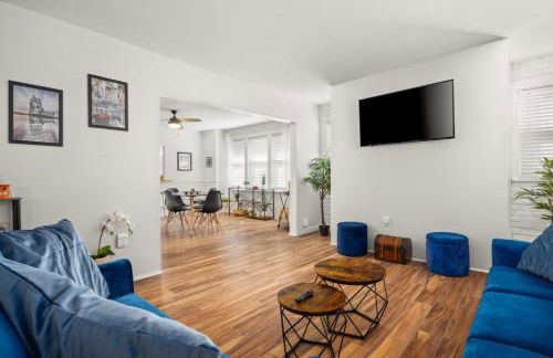 The Heights Hideaway 2BR Gem - Foto 3