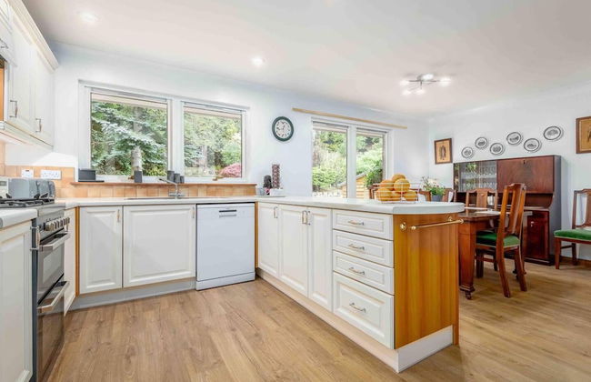 3 Bedroom Bungalow With Htub & Private Loch Access - Foto 9