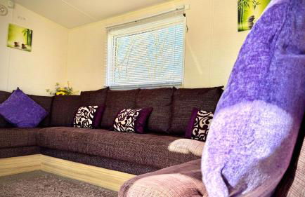 Marton Mere - 3 Bedroom Caravan- by Holiday Homes - Photo 35