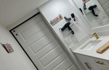 Bright 2BR Poolside Retreat Downtown Fort Myers - Foto 35