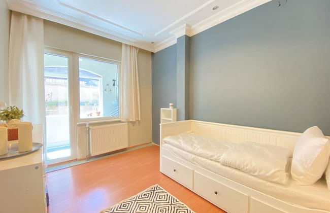 Flat With Bosphorus View and Backyard in Uskudar - Foto 3