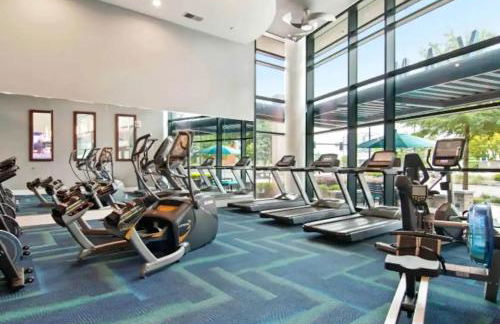 Skyline Luxe Penthouse, Top Floor, Balcony, Pool, Amazing View - Foto 7